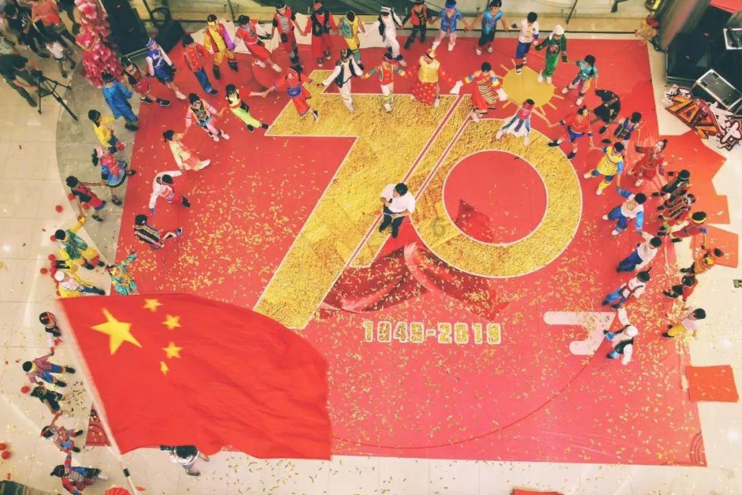北大老师韦东奕谈爆红，爆红带给了他什么？游戏画面